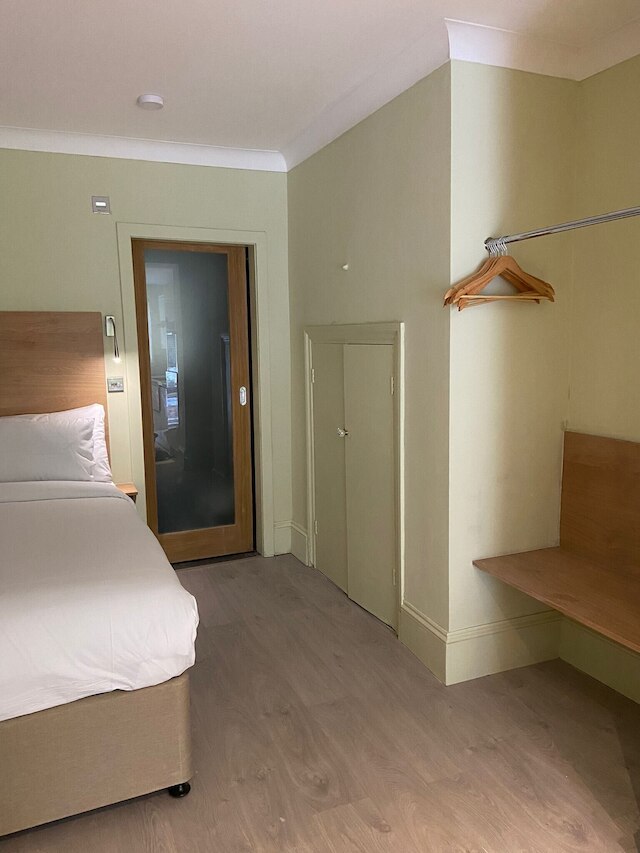 チャーミング ロンドン アパートメント ウィズ ガーデン ビューズ