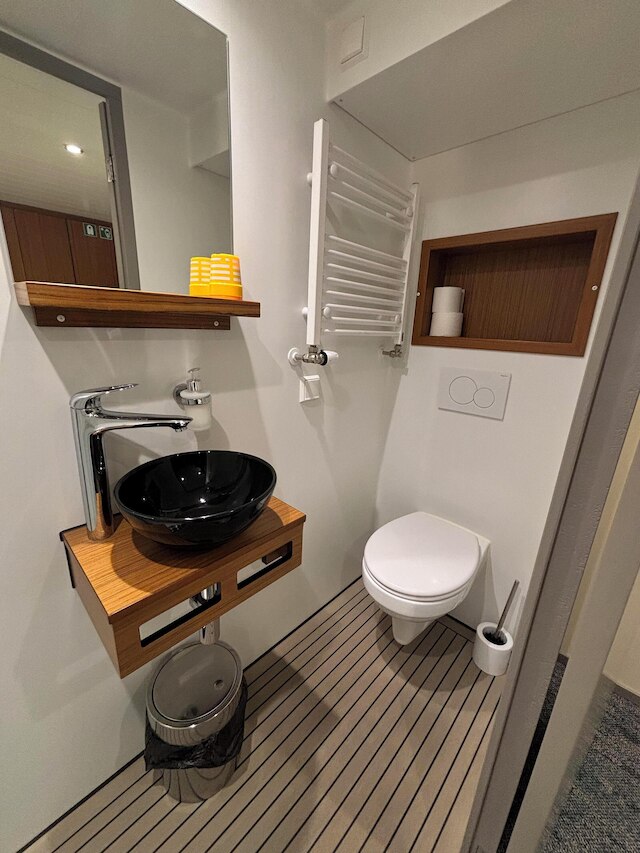 ホテルボート アイリス