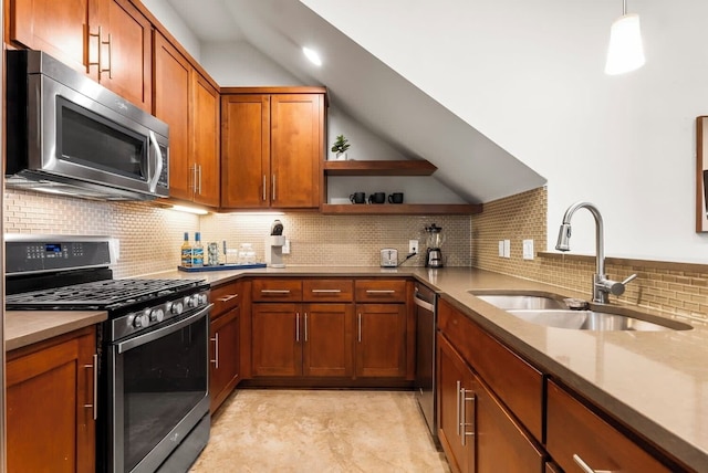 シック & ホーミー 3ベッドルーム クローズ トゥ ダウンタウン