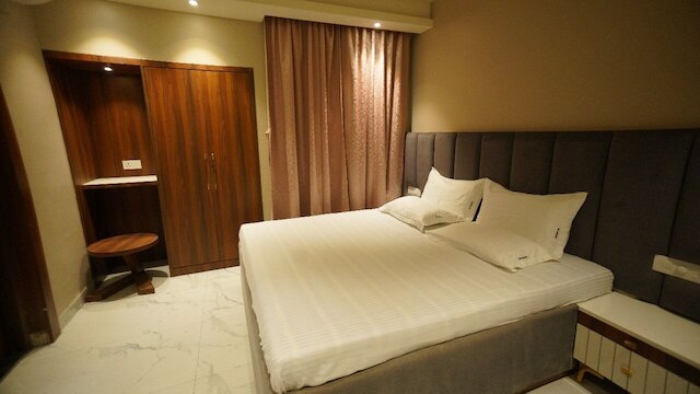 ザ ユニバース - ホテルズ & バンケッツ