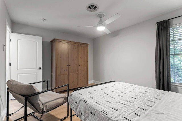 スペーシャス 4ベッド ホーム イン サウス アティックス -マンスリー