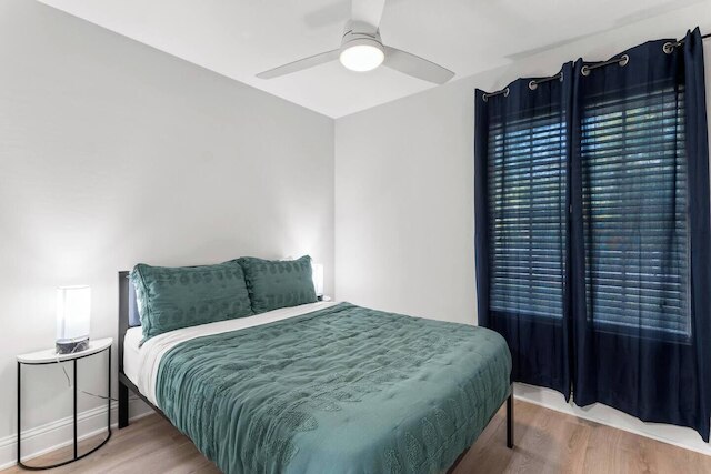 スペーシャス 4ベッド ホーム イン サウス アティックス -マンスリー