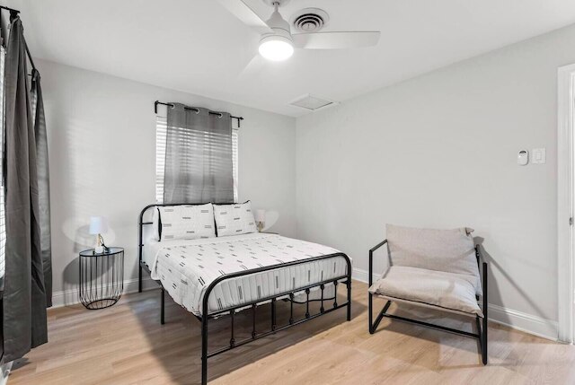 スペーシャス 4ベッド ホーム イン サウス アティックス -マンスリー