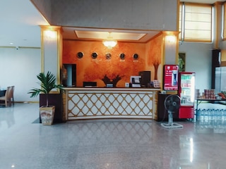 アンタイ ホリデー ホテル