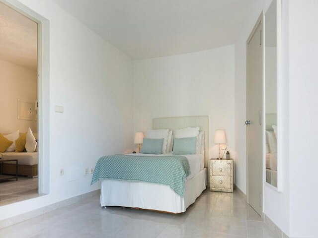 エクスクイジット ヴィラ ウィズ パーキングスペース