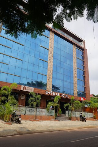 SN ブルー ホテル