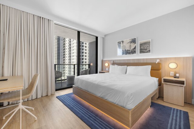 マイアミ ラグジュアリー 2ベッドルーム ウィズ パノラミック ビュー