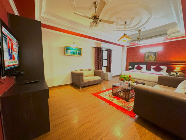 ホテル ザ グランド ショバ