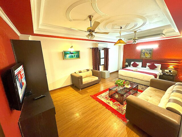 ホテル ザ グランド ショバ