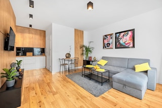 ルミナ スタイリッシュ アパート ウィズ バルコニー