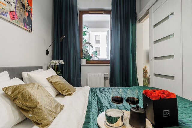 ルミナ スタイリッシュ アパート ウィズ バルコニー