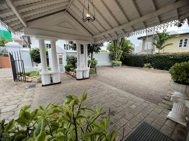 ビバリー ヴィラ