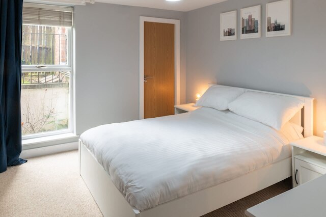 ホスト ステイ バートンロード