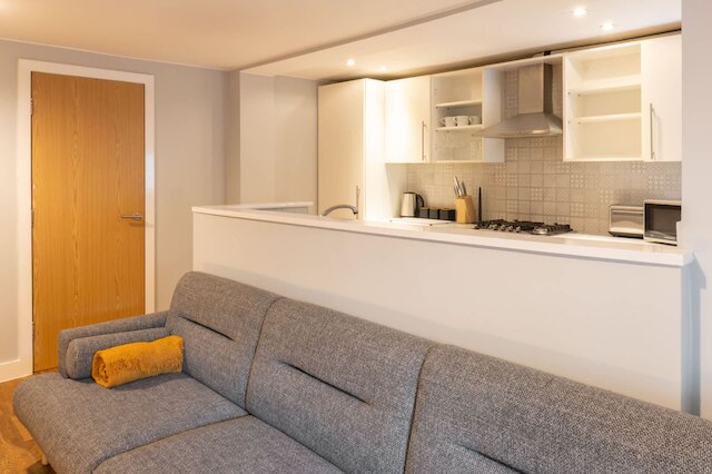 ホスト ステイ バートンロード