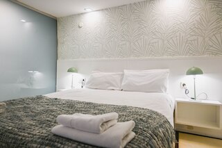 M Jam300 モデルノ イ エレガンテ ピソ エン アルグ ウムラ エル