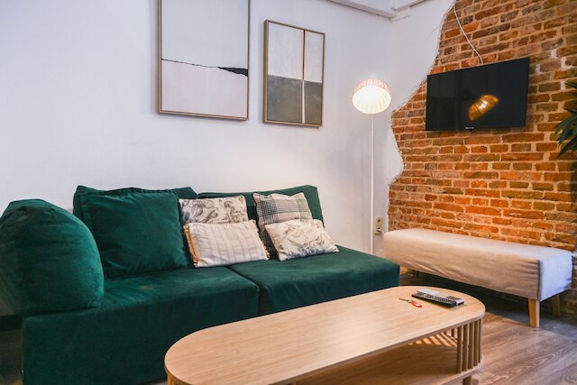 M Jam300 モデルノ イ エレガンテ ピソ エン アルグ ウムラ エル