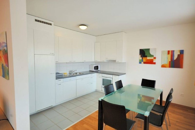 トランクィル シーフロント エスケープ