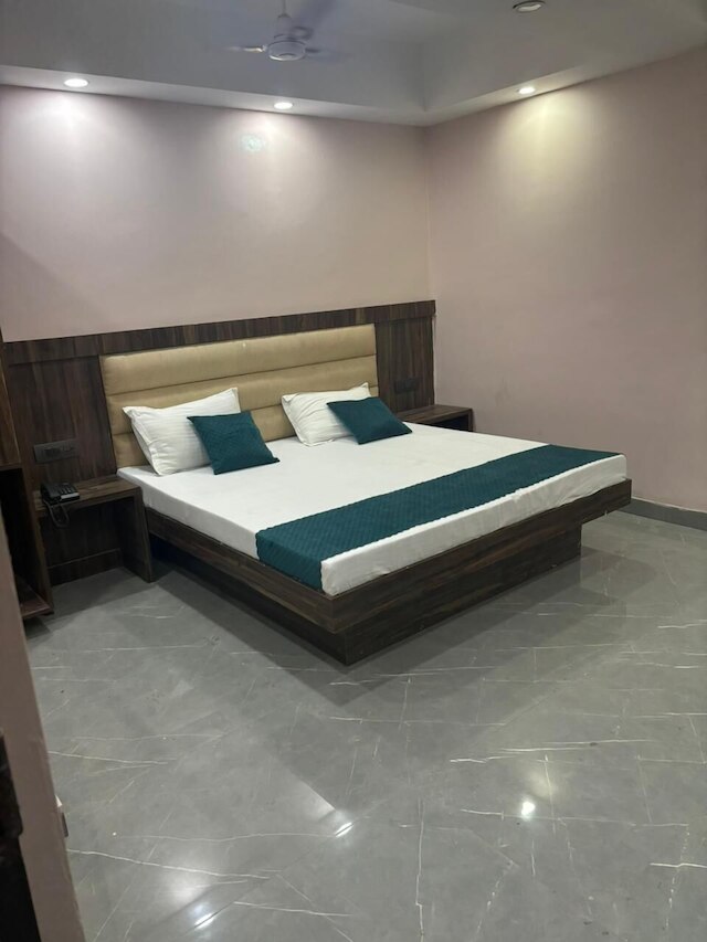 ホテル スワスティック パレス