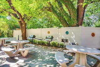 プライム アレクサンドリア ロケーション コーポレート アパート