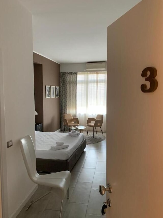 コルソ イタリア ルームズ