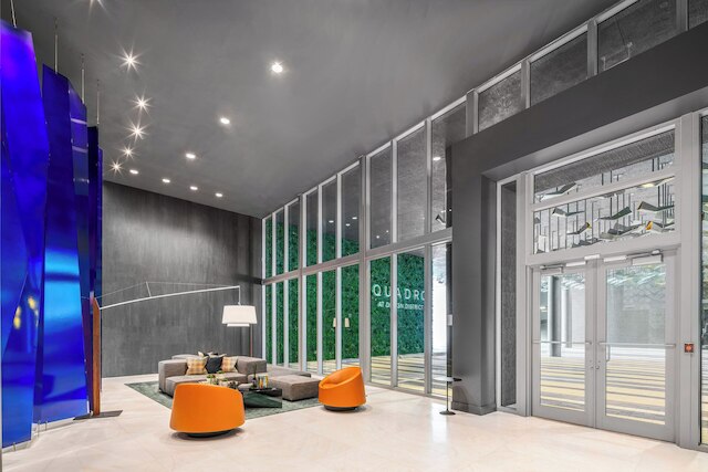 モダン コンド イン デザイン ディストリクト