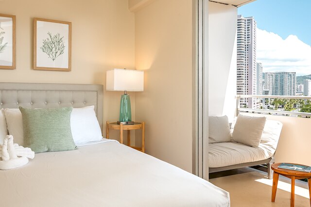 イリカイ ホテル コンド アット ワイキキ ウィズ パーキング