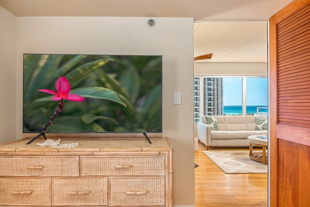 イリカイ ホテル コンド アット ワイキキ ウィズ パーキング