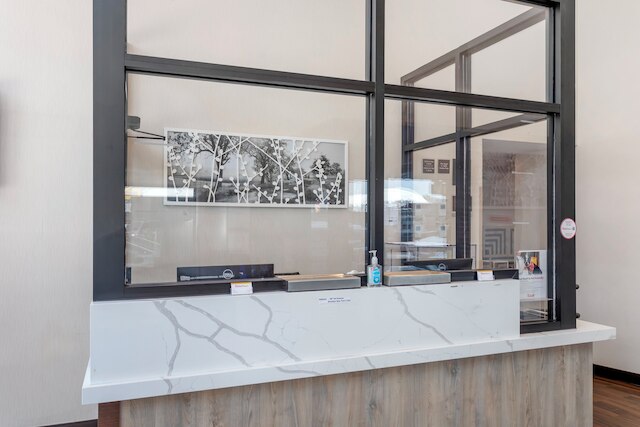 レッド ルーフ プラス+ ブルックリン - 3rd アベニュー