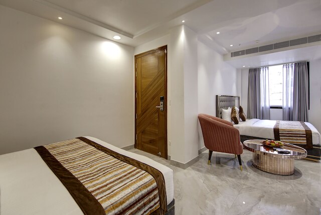 ホテル カカ イン