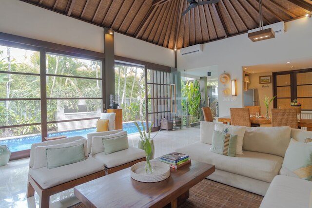 アキラ ワン スミニャック