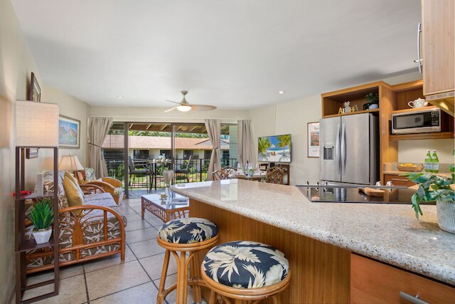 ワイオフリ ビーチ ハレ オーシャンビュー コンドズ ウィズ パーキング