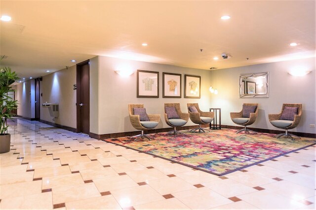 マリン サーフ バイ トロピカル エスケープス リアルティ