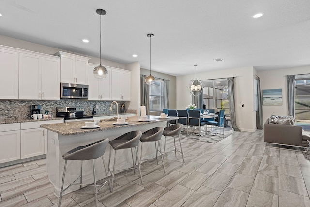 4718 スリーピー ホロウ ドライブ