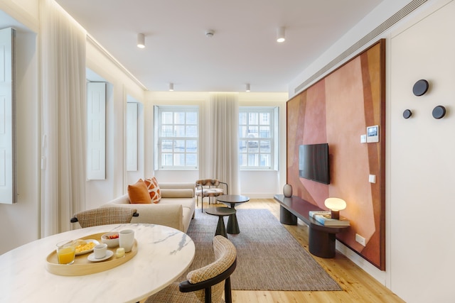 フィール ポルト Cl リゴス チャーム フラット 1 1