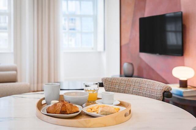 フィール ポルト Cl リゴス チャーム フラット 1 1