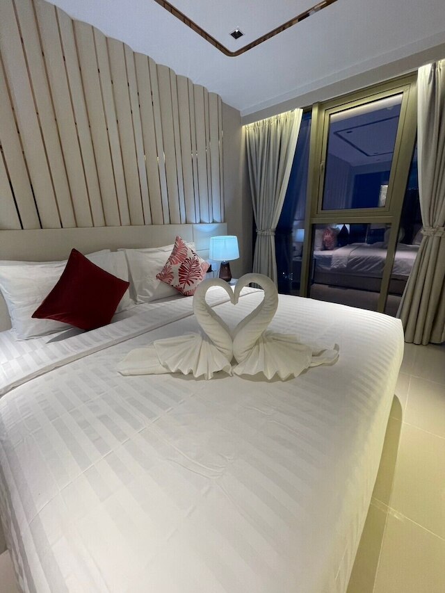 P レジデンス プノンペン