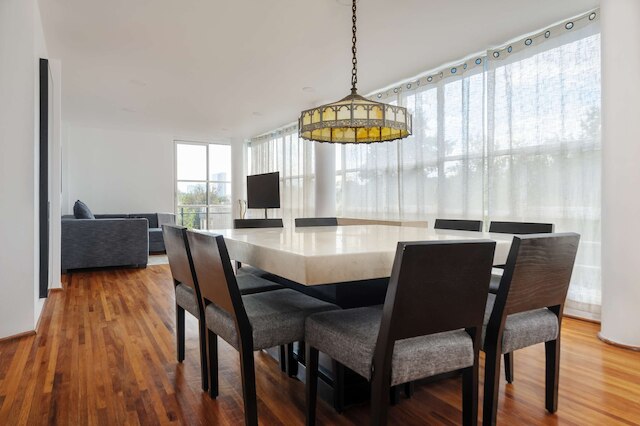 ウィズ ラブリー 3ベッドルーム ウィズ ファンタスティック バルコニー イン コンデサ