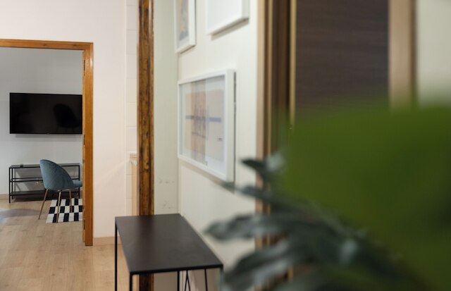 ステイ ユニーク アパートメント グラン ヴィア IV