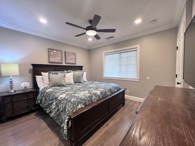 デザイナー デコレーテッド 6 ベッドルーム プール ハウス