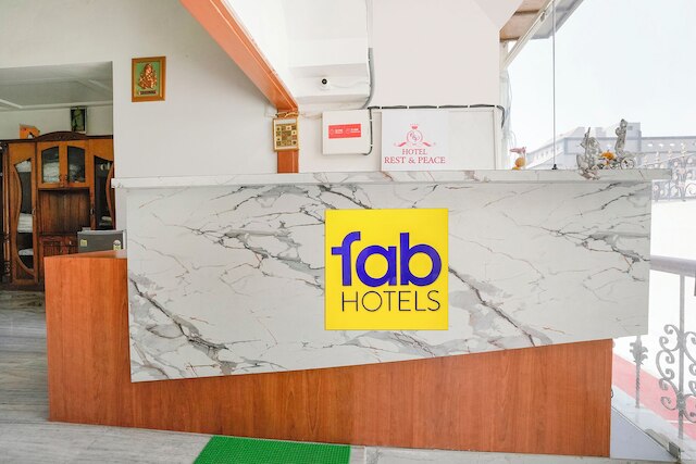 ホテル レスト アンド ピース