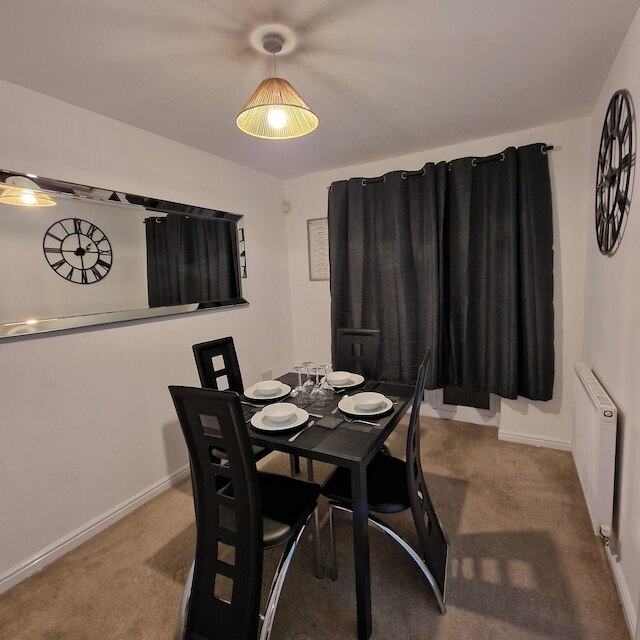 スタイリッシュ ペット フレンドリー 3 ベッドルーム ハウス イン マンチェスター