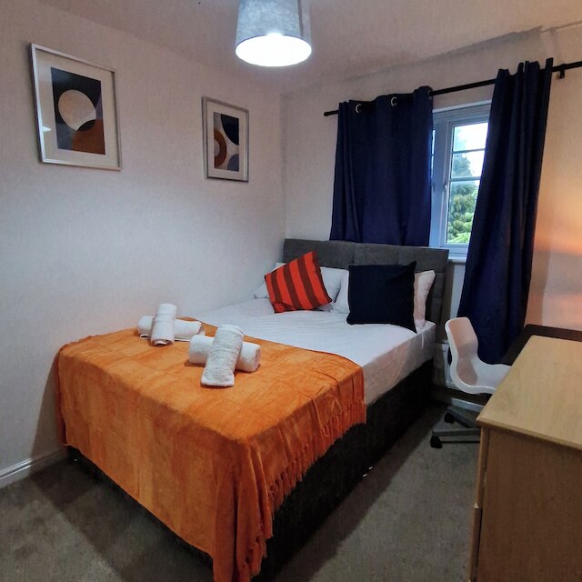 スタイリッシュ ペット フレンドリー 3 ベッドルーム ハウス イン マンチェスター