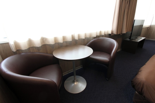 ホテルニューガイア ドーム前