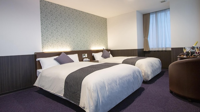 ホテルニューガイア ドーム前