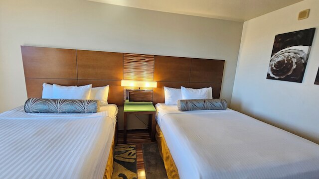 パームス アット ワイキキ バイ トロピカル エスケープス