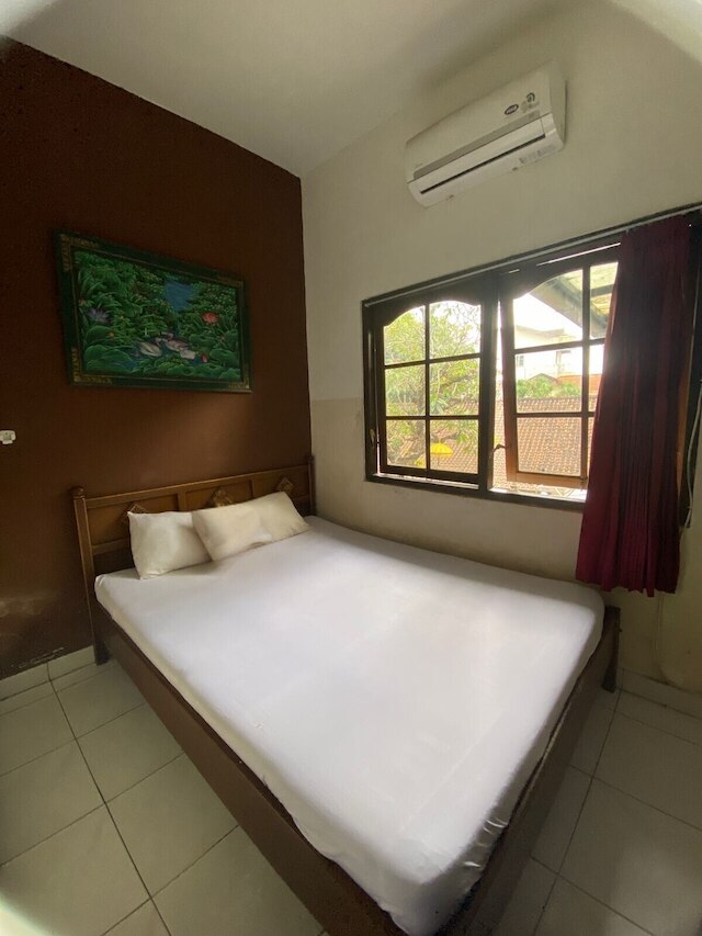 ホテル チャンドラ アディグラハ