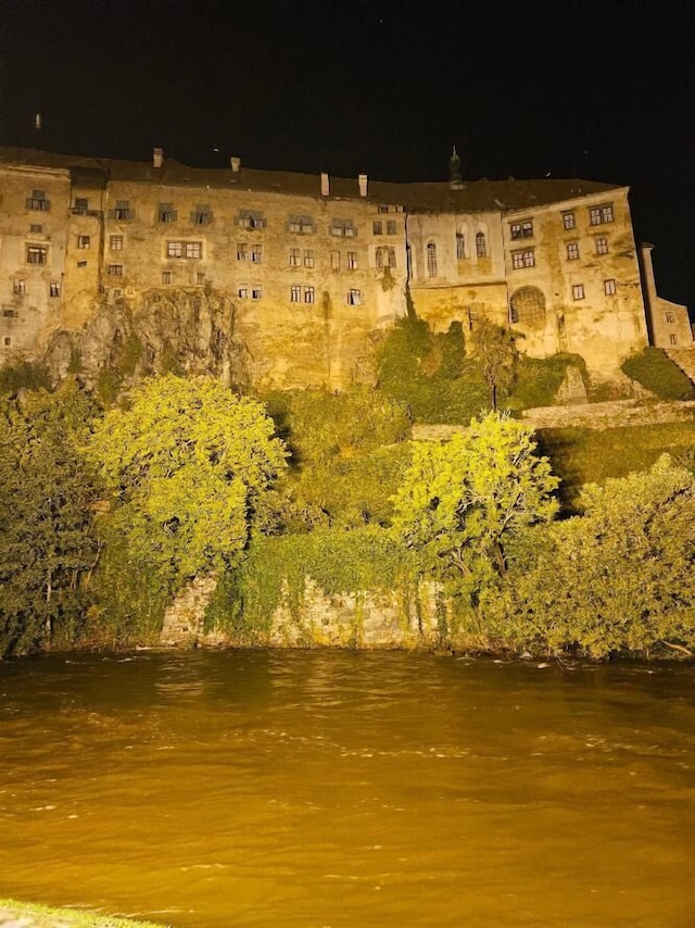 ペンジオン ボヘム チェスキー クルムロフ