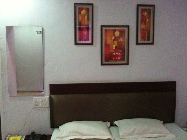 ホテル ラジティラック