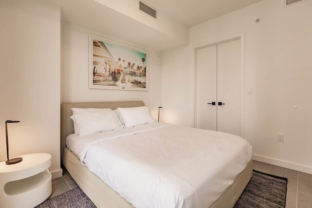 コンド ウィズ シティビューズ イン ダウンタウン マイアミ