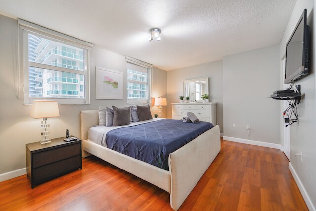 ブリッケル コンドス ハート オブ マイアミ リビング